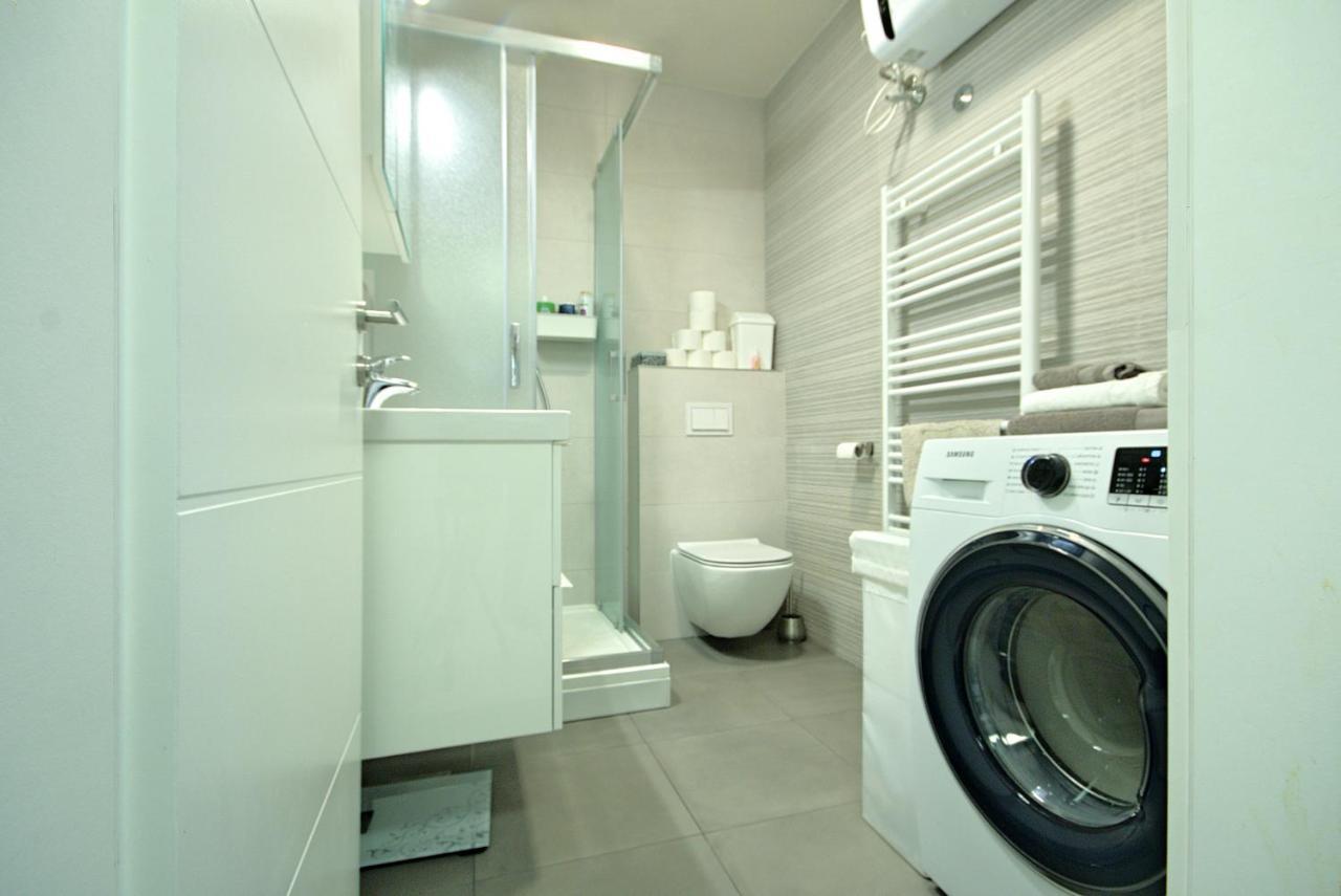App Enterprise Umag Apartment Luaran gambar