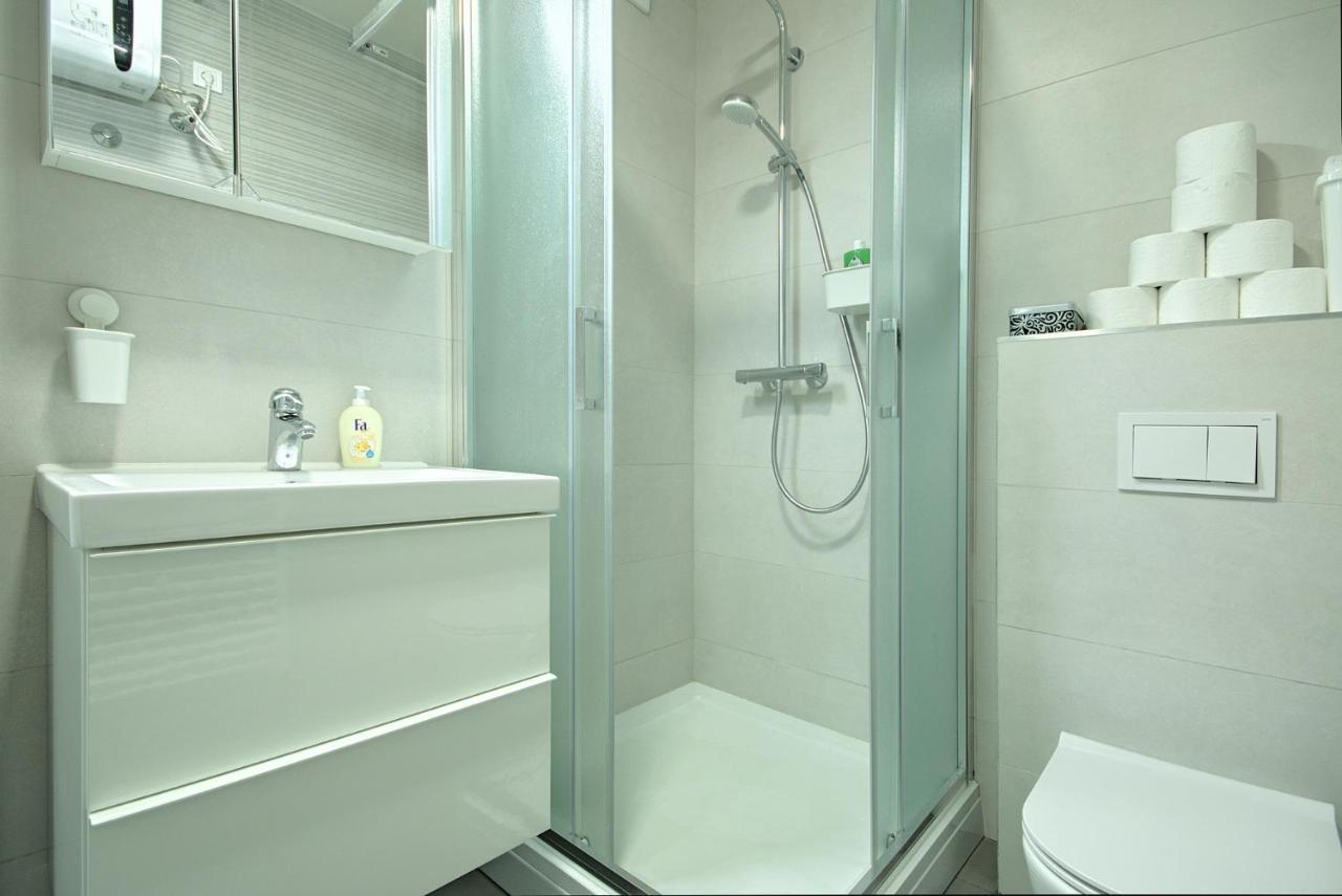 App Enterprise Umag Apartment Luaran gambar