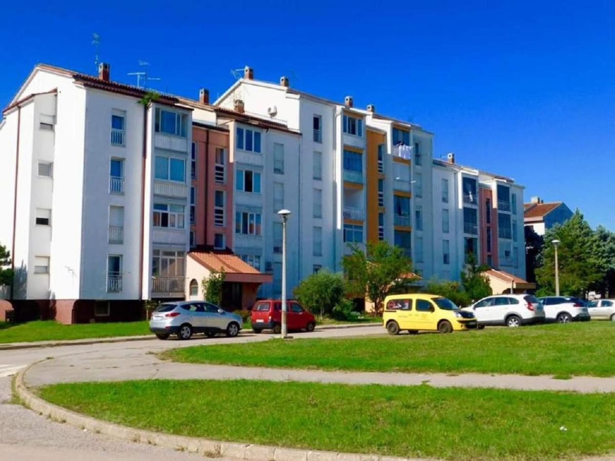 App Enterprise Umag Apartment Luaran gambar